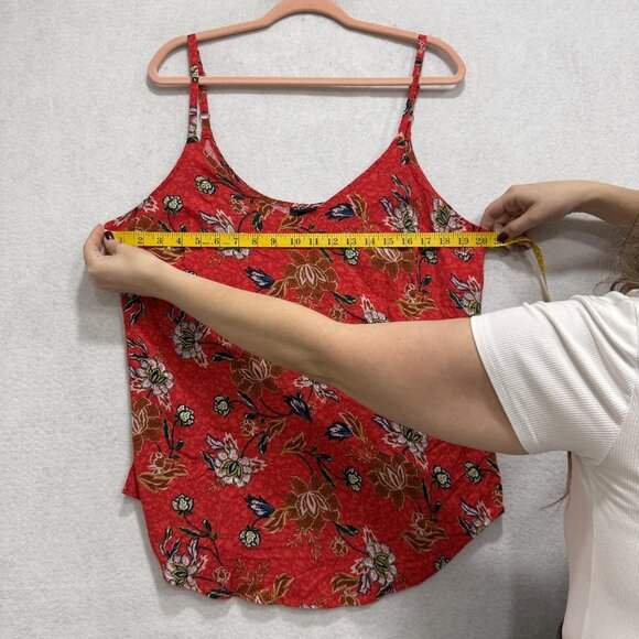 Torrid Tank Top Womens 0 Red Floral Adjustable Straps Rayon Stretch Plus Size - Picture 5 of 10